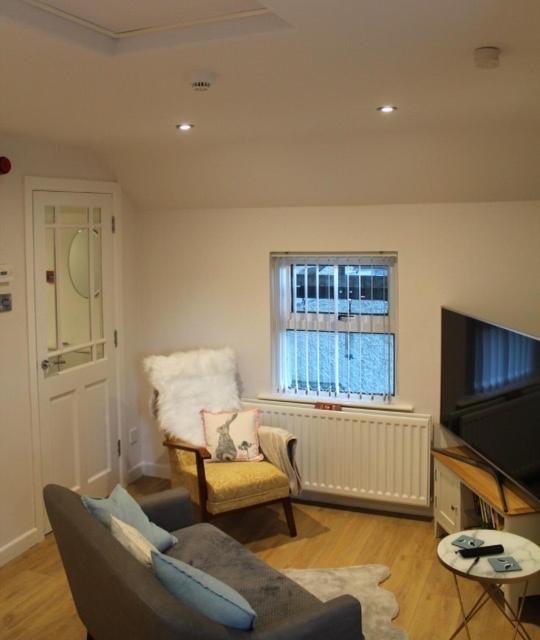 Cosy Loft Apartment บัลลีคาสเซิล ภายนอก รูปภาพ